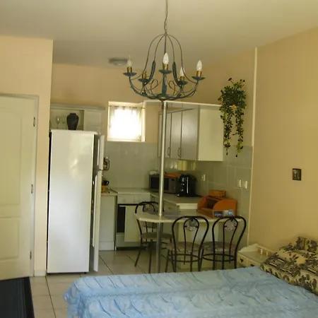 Apartman 公寓 *